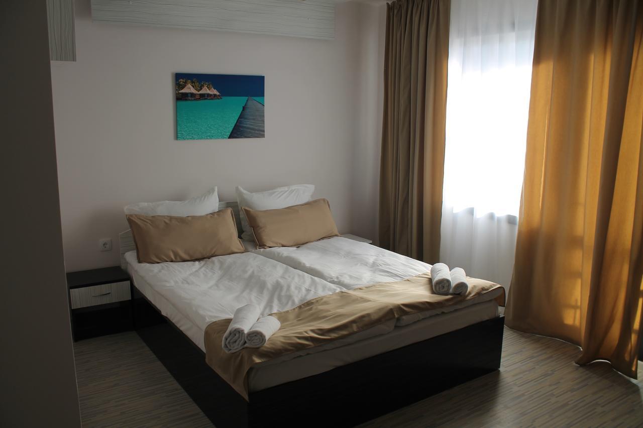Tiara Hotel ดอบริช ภายนอก รูปภาพ